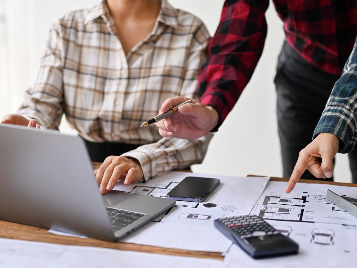 From Information Chaos to Stakeholder Alignment: Managing Communication & Collaboration Across Your Capital Projects